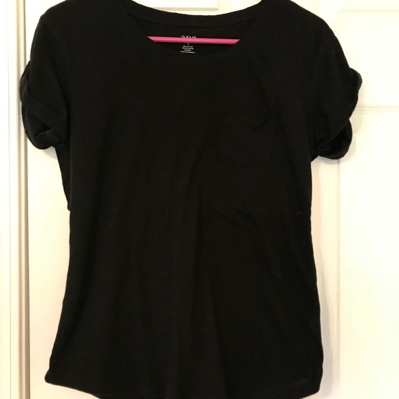 a.n.a black, cuffed shirt sleeve t-shirt. - Picture 1 of 4